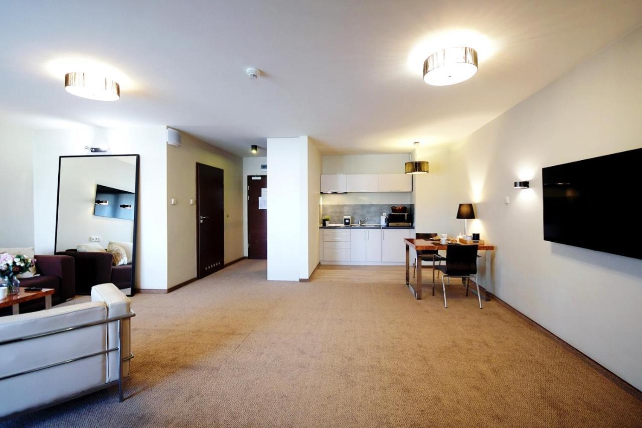 313 W Royal Tulip Prywatny 200 M Do Plazy Dobruk Appartamento