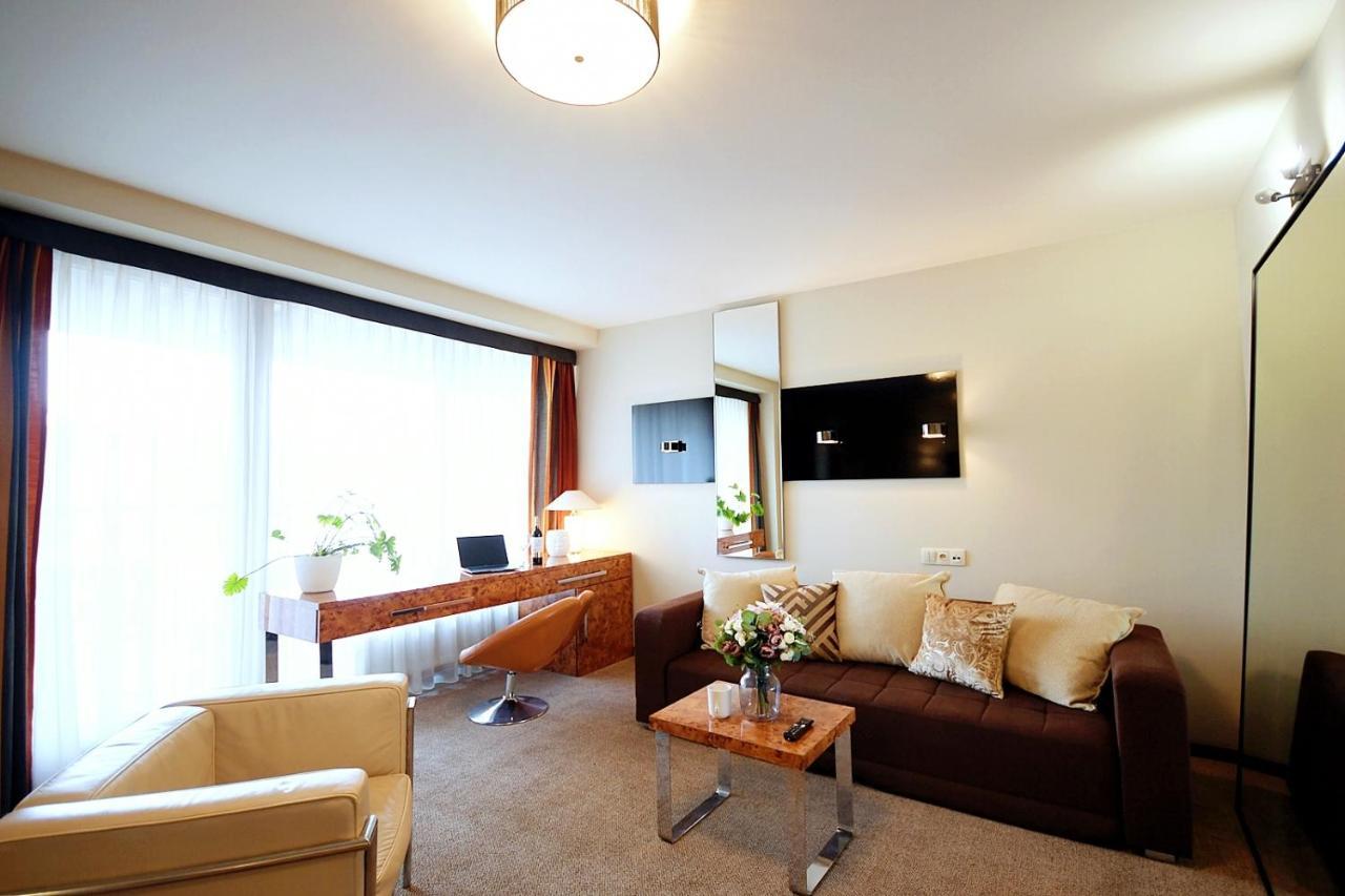 Appartamento 313 W Royal Tulip Prywatny 200 M Do Plazy Dobruk *